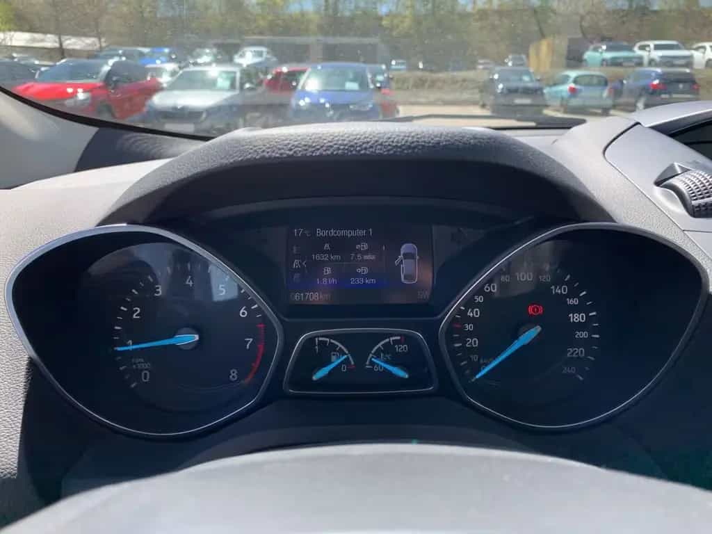 Ford Kuga TREND 1.5 ECOBOOST 4x2 KLIMA+SHZ+PDC+LHZ 12/2019-photo-15