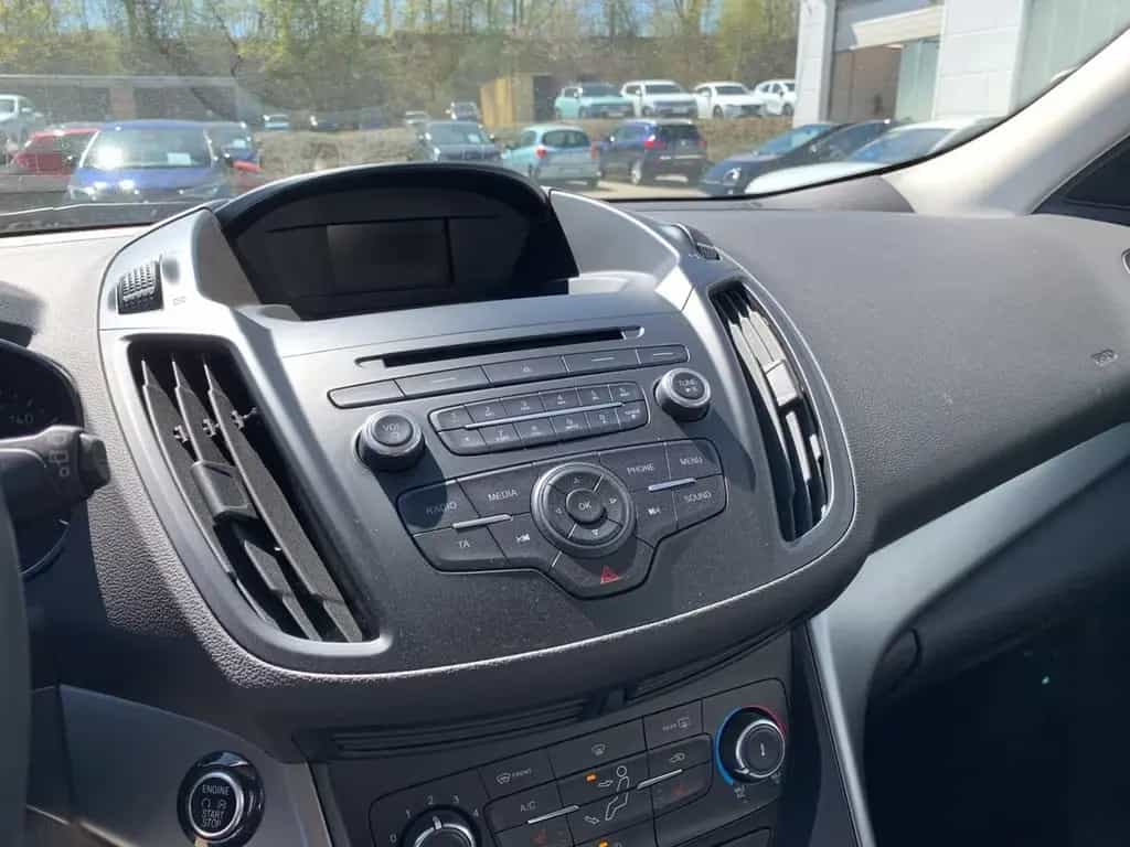 Ford Kuga TREND 1.5 ECOBOOST 4x2 KLIMA+SHZ+PDC+LHZ 12/2019-photo-16