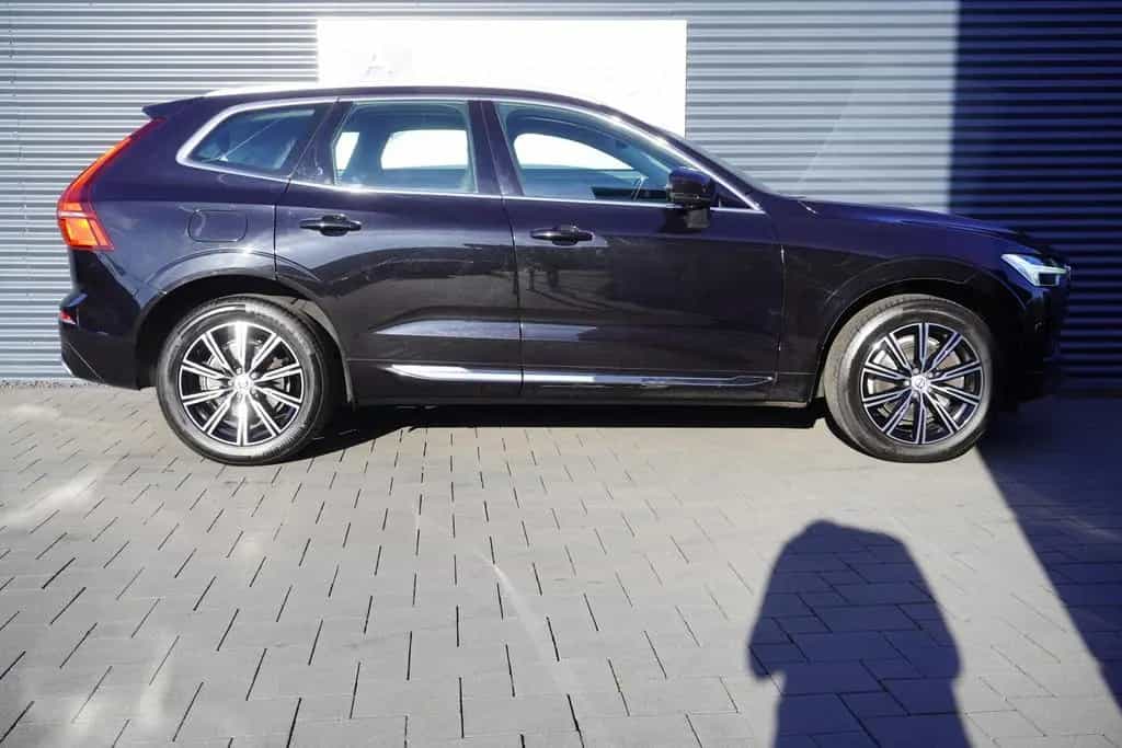 Volvo XC60 D4 INSCRIPTION|VIRTUAL|STANDHEIZUNG|LED|AHK 08/2018-photo-4
