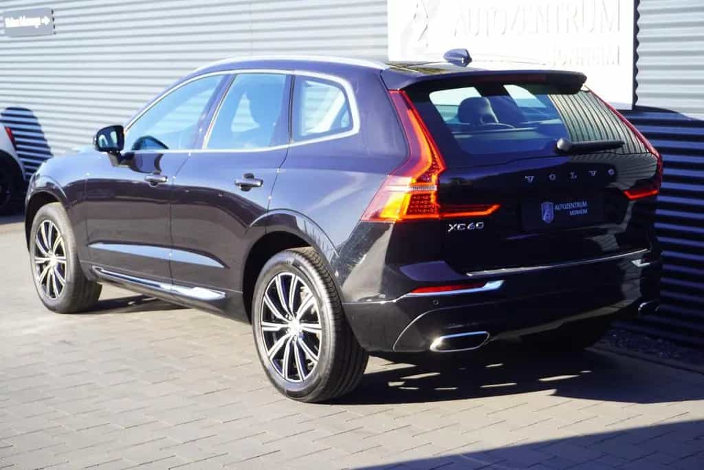 Volvo XC60 D4 INSCRIPTION|VIRTUAL|STANDHEIZUNG|LED|AHK 08/2018-photo-7