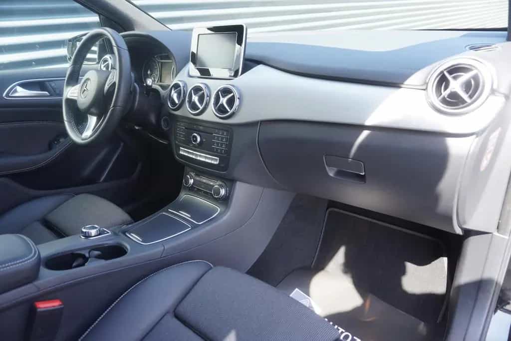 Mercedes-Benz B-Class AUTOMATIK|NAVI|LED|SITZHEIZUNG|EINPARKHILFE 04/2017-photo-15