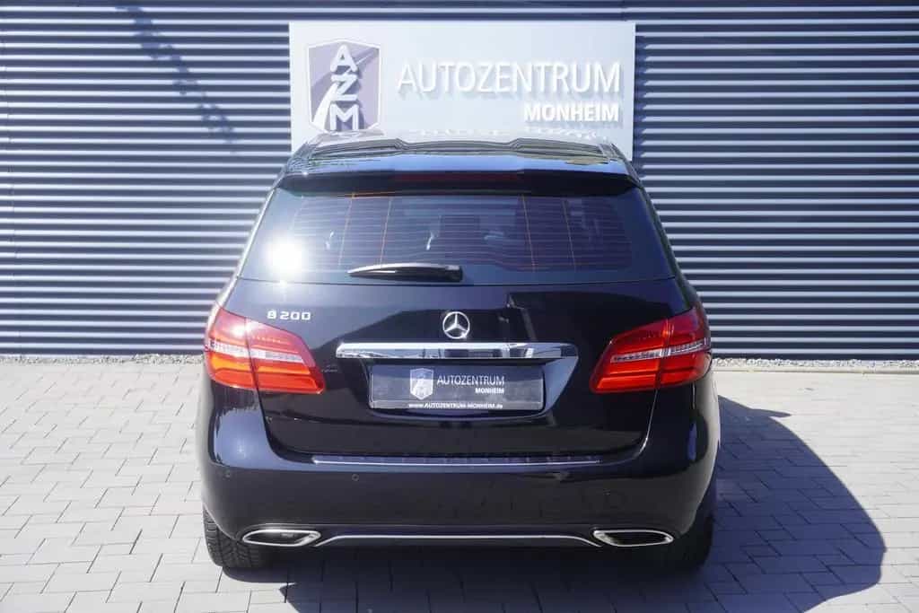 Mercedes-Benz B-Class AUTOMATIK|NAVI|LED|SITZHEIZUNG|EINPARKHILFE 04/2017-photo-8