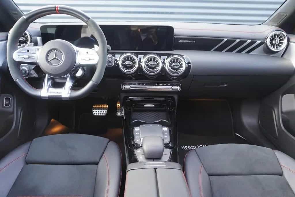 Mercedes-Benz CLA-Class 45 AMG S SHOOTING-BRAKE|ALLRAD|PANORAMA|AHK 03/2021-photo-14