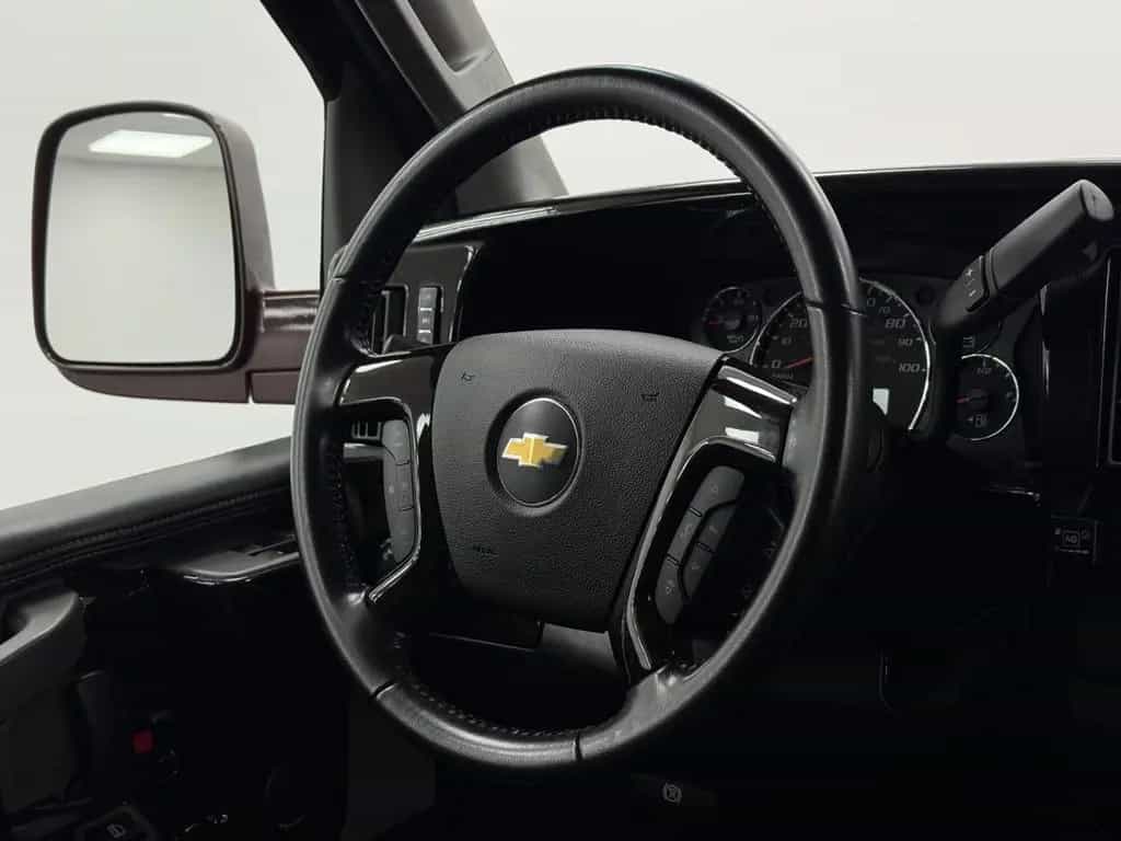 Chevrolet Express Limited 2500 Garanite LPG Leder TV 01/2017-photo-17