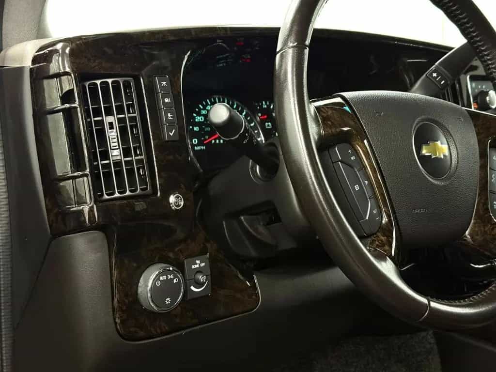 Chevrolet Express Limited 2500 Garanite LPG Leder TV 01/2017-photo-20
