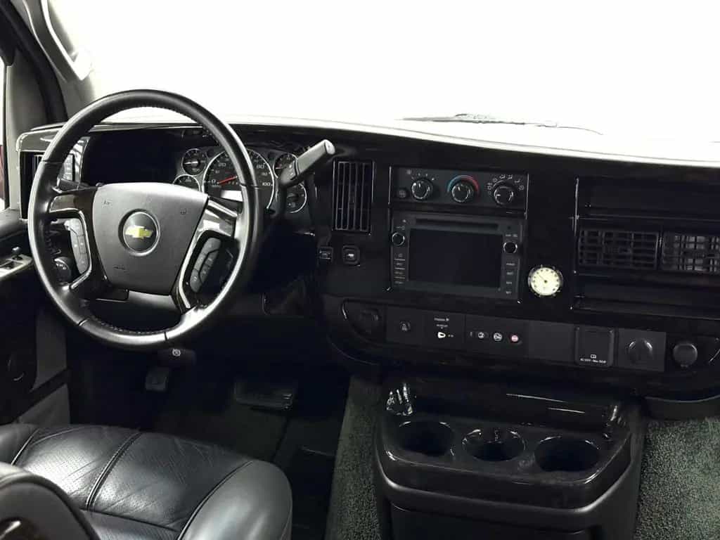 Chevrolet Express Limited 2500 Garanite LPG Leder TV 01/2017-photo-21