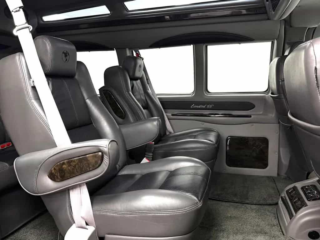 Chevrolet Express Limited 2500 Garanite LPG Leder TV 01/2017-photo-36