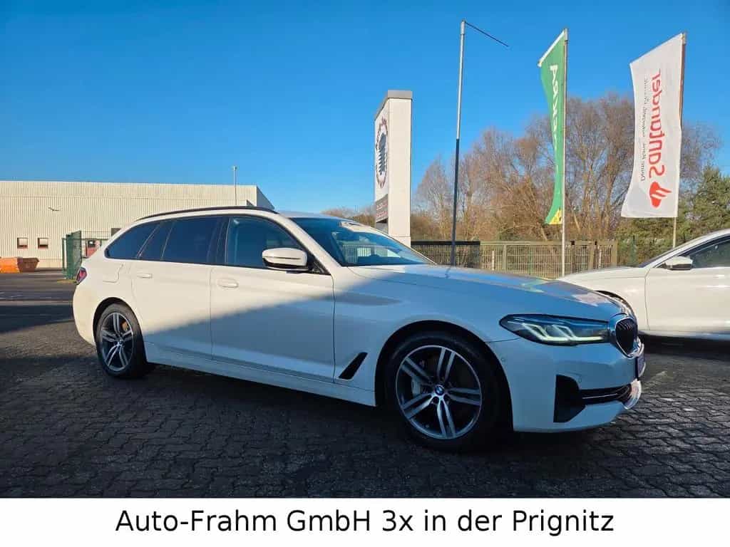 BMW 5 Series 5 Touring 530 d xDrive LED NAVI 02/2023-photo-12