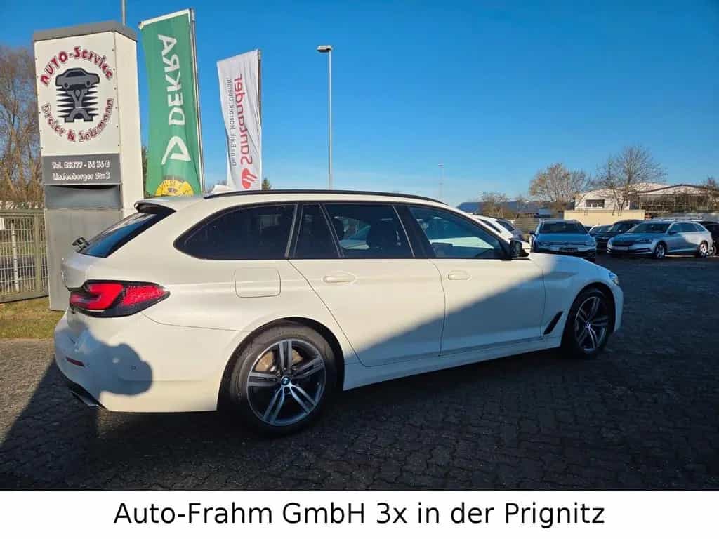 BMW 5 Series 5 Touring 530 d xDrive LED NAVI 02/2023-photo-17
