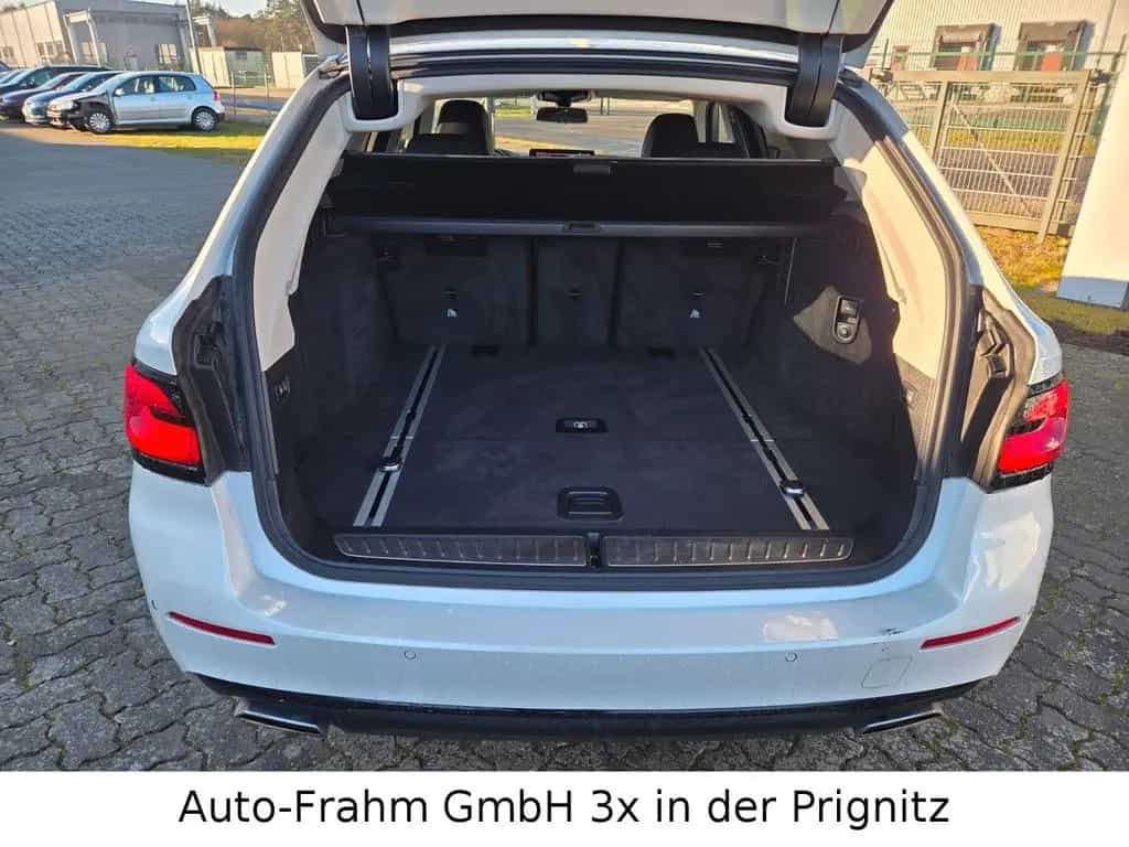 BMW 5 Series 5 Touring 530 d xDrive LED NAVI 02/2023-photo-21