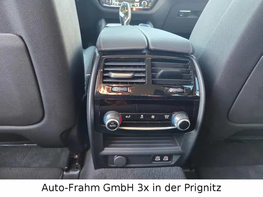 BMW 5 Series 5 Touring 530 d xDrive LED NAVI 02/2023-photo-24