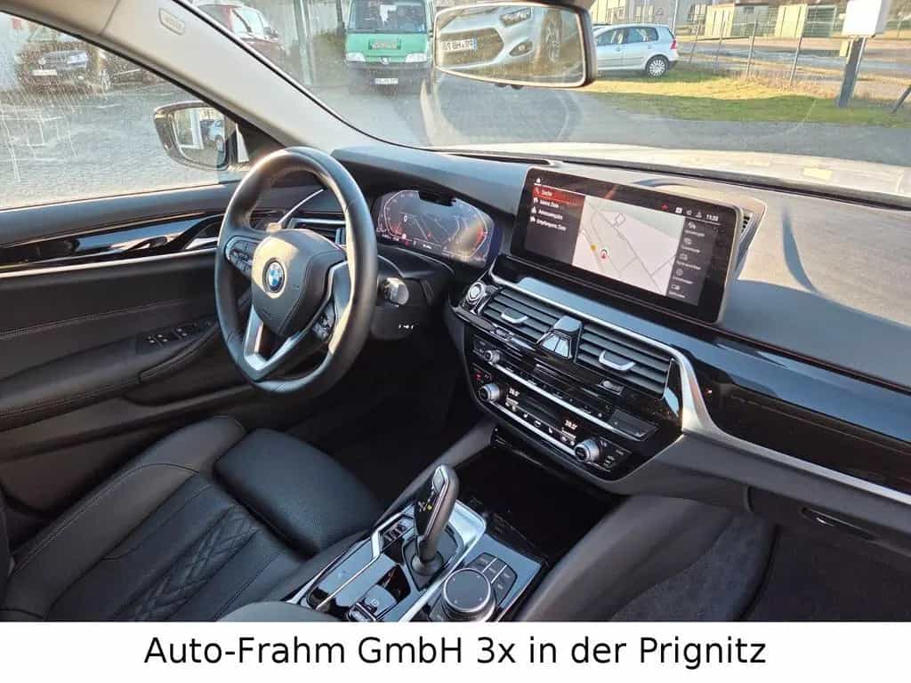 BMW 5 Series 5 Touring 530 d xDrive LED NAVI 02/2023-photo-26