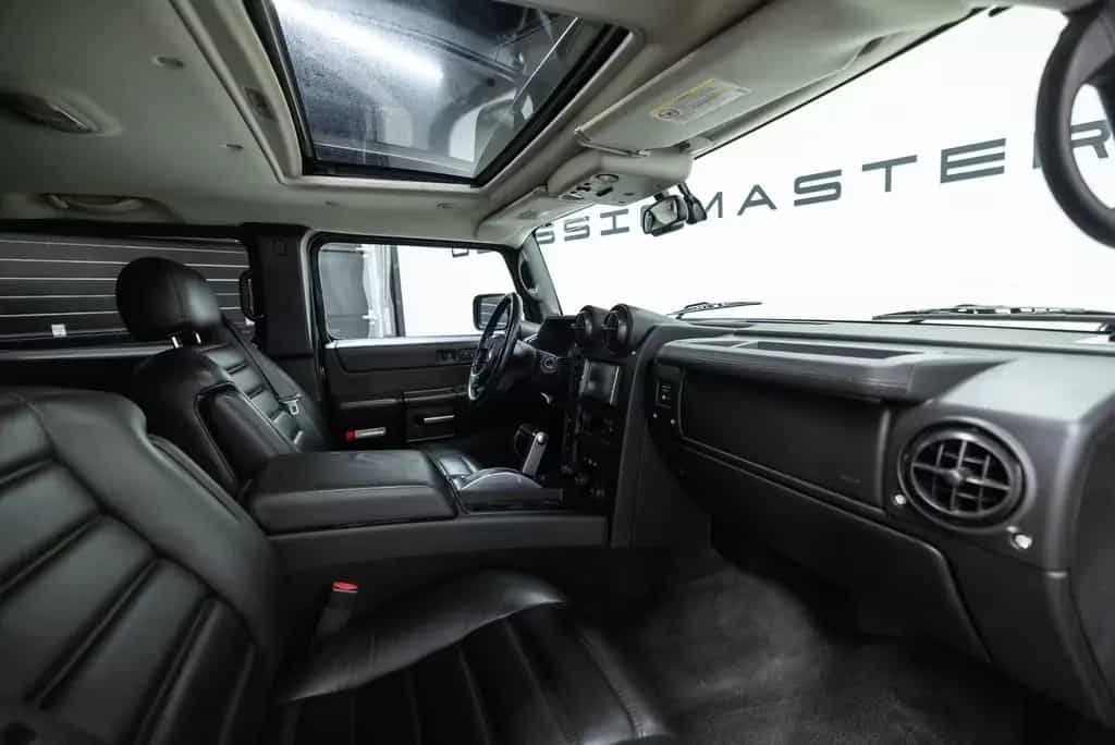 Hummer H2 6.0 V8 Btw auto, Fiscale waarde € 12.000,- (€ 05/2005-photo-1