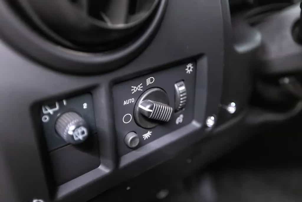 Hummer H2 6.0 V8 Btw auto, Fiscale waarde € 12.000,- (€ 05/2005-photo-35