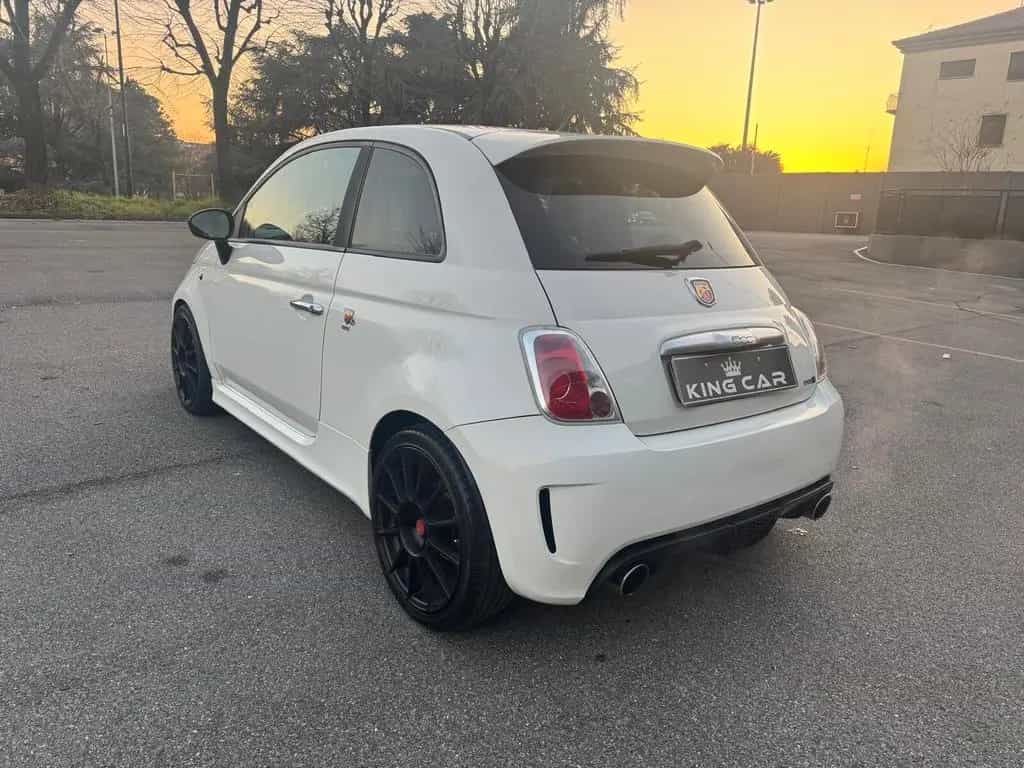 Abarth 500 1.4 T-Jet 160CV Competizione 01/2010-photo-6