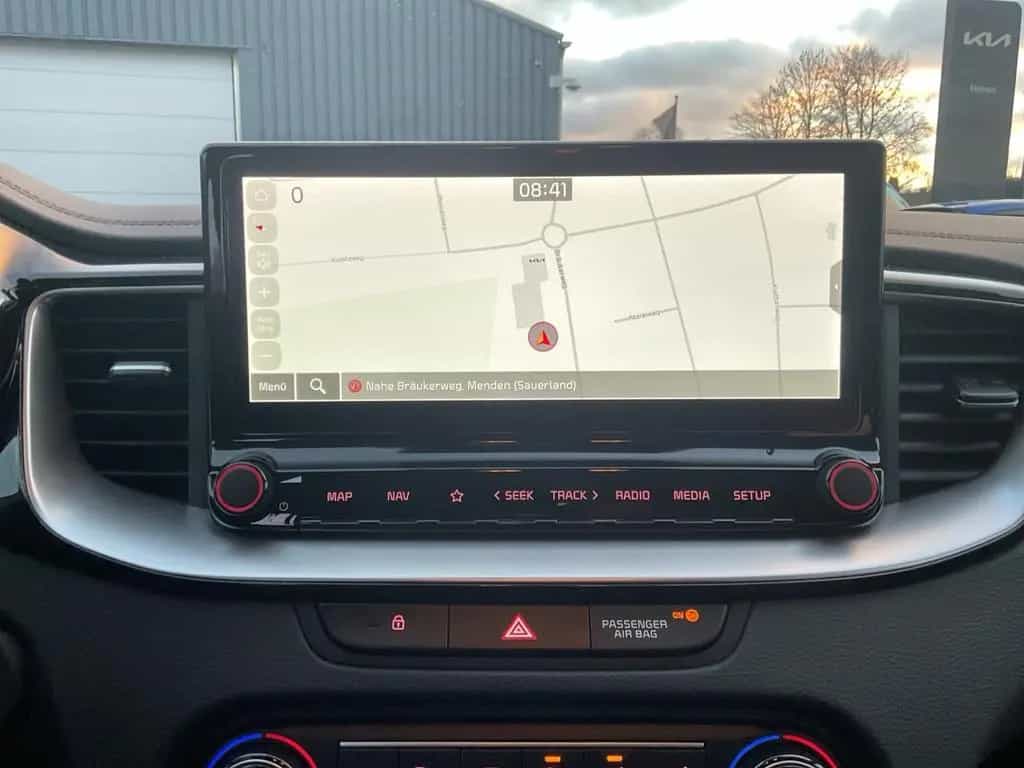 Kia Ceed SW GOLD 1.5 T DCT LED+NAVI+SHZ+PDC 04/2025-photo-11