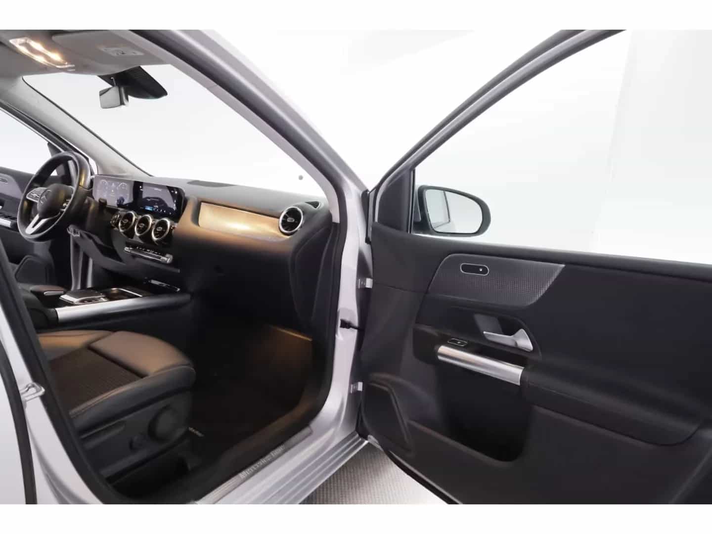 Mercedes-Benz B-Class 200 07/2019-photo-20