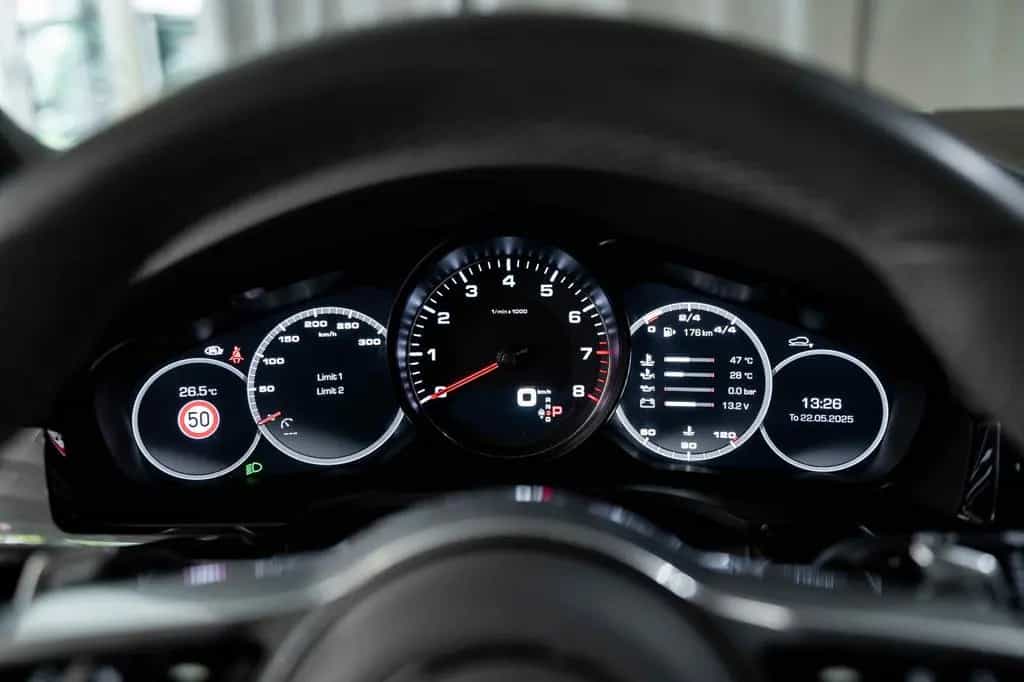 Porsche Cayenne S 07/2018-photo-13