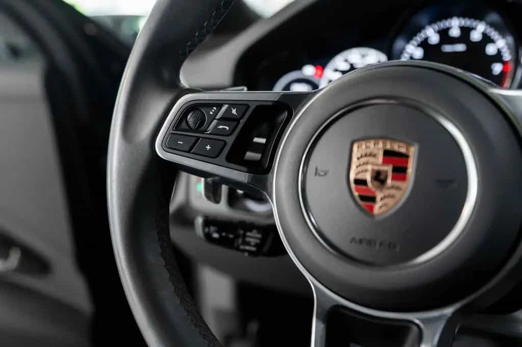 Porsche Cayenne S 07/2018-photo-14