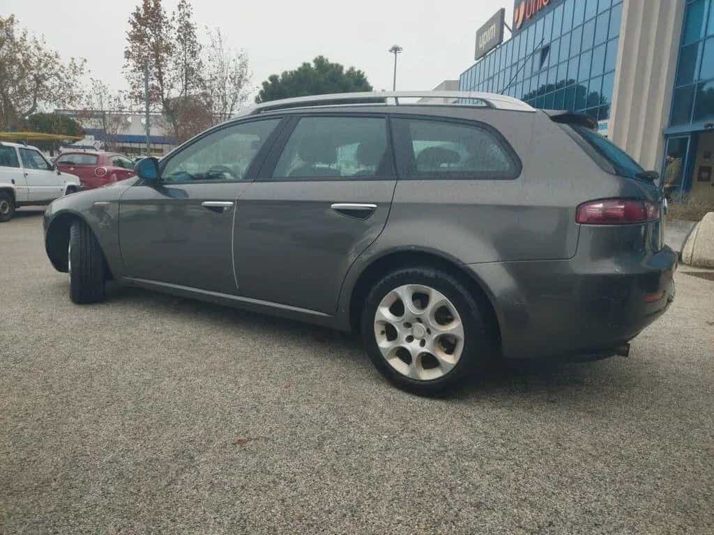Alfa Romeo 159 1.9 JTDm 16V Sportwagon Progressi 03/2008-photo-2