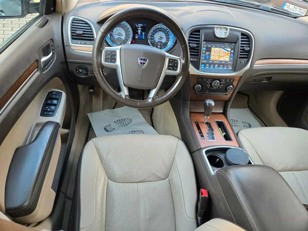 Lancia Thema Executive Leder/Navi/4xSitzheizung 11/2011-photo-8