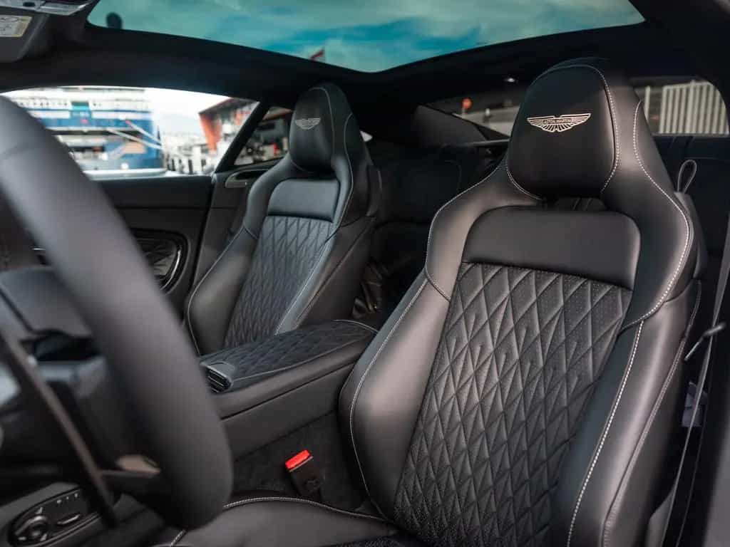 Aston Martin DB12 4.0 V8 null-photo-9