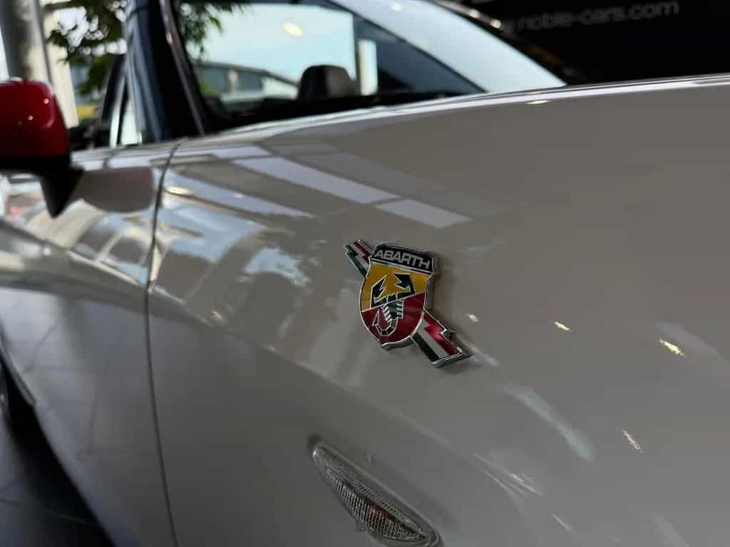 Abarth 124 Spider BOSE LED LEDER ALU 06/2017-photo-19