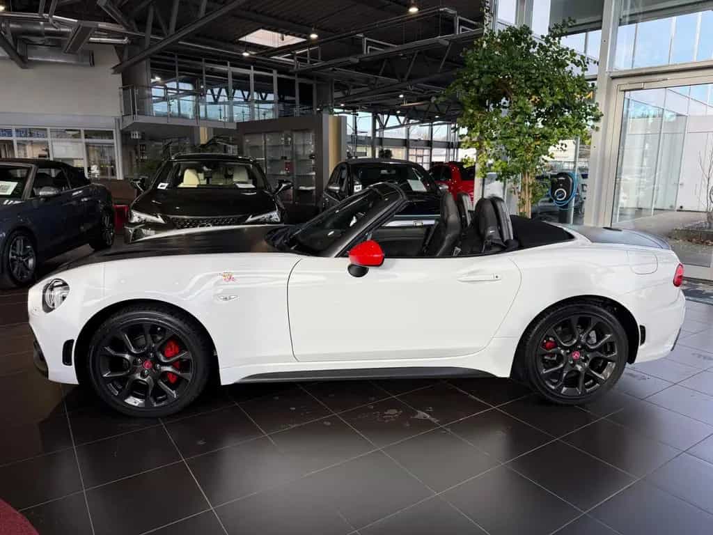 Abarth 124 Spider BOSE LED LEDER ALU 06/2017-photo-3