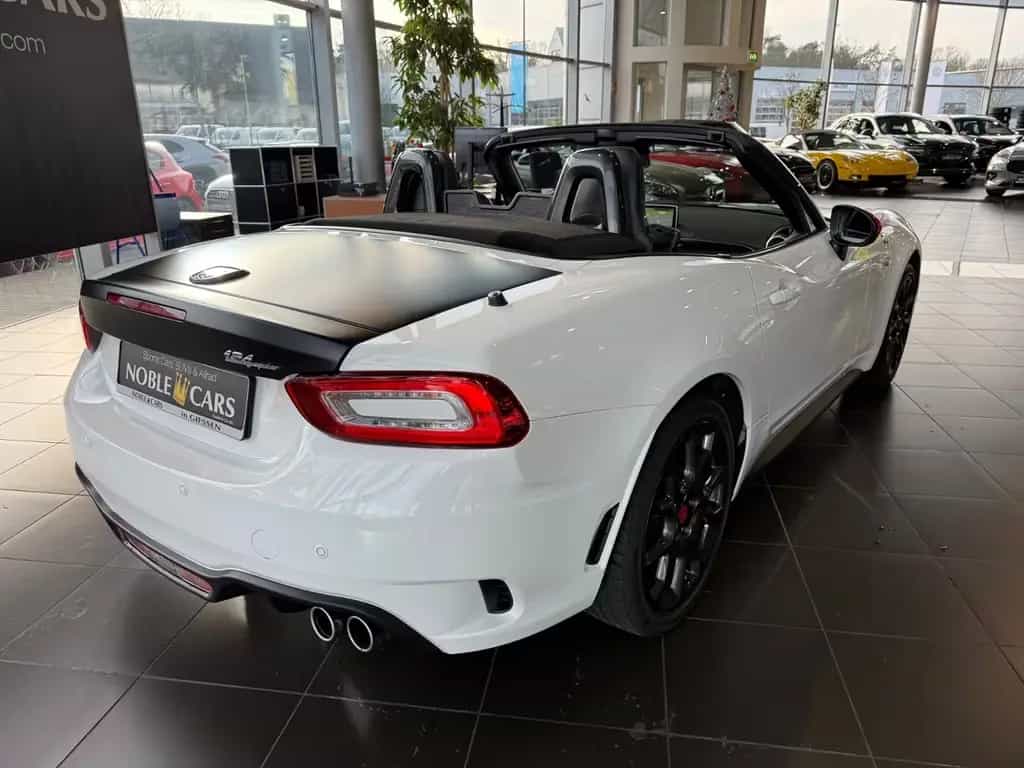 Abarth 124 Spider BOSE LED LEDER ALU 06/2017-photo-6