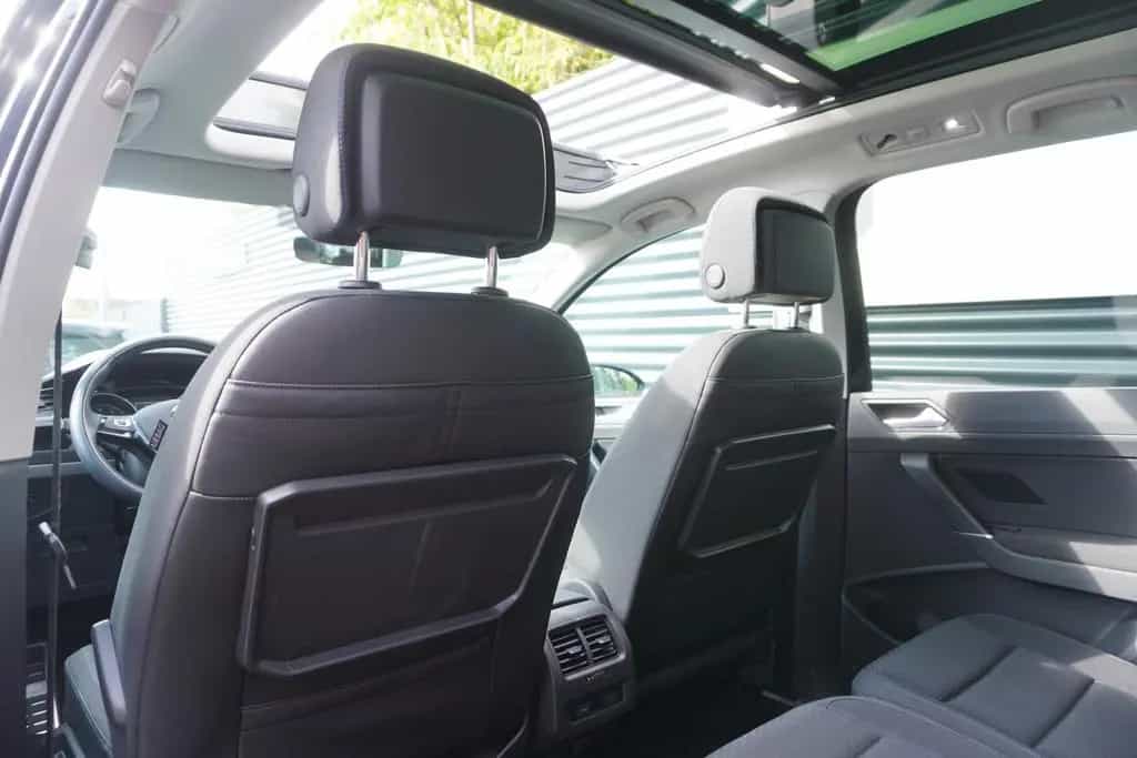 Volkswagen Touran 1.5 TSI DSG|7-SITZER|PANORAMA|KAMERA|NAVI 04/2020-photo-19
