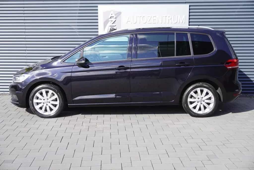 Volkswagen Touran 1.5 TSI DSG|7-SITZER|PANORAMA|KAMERA|NAVI 04/2020-photo-3