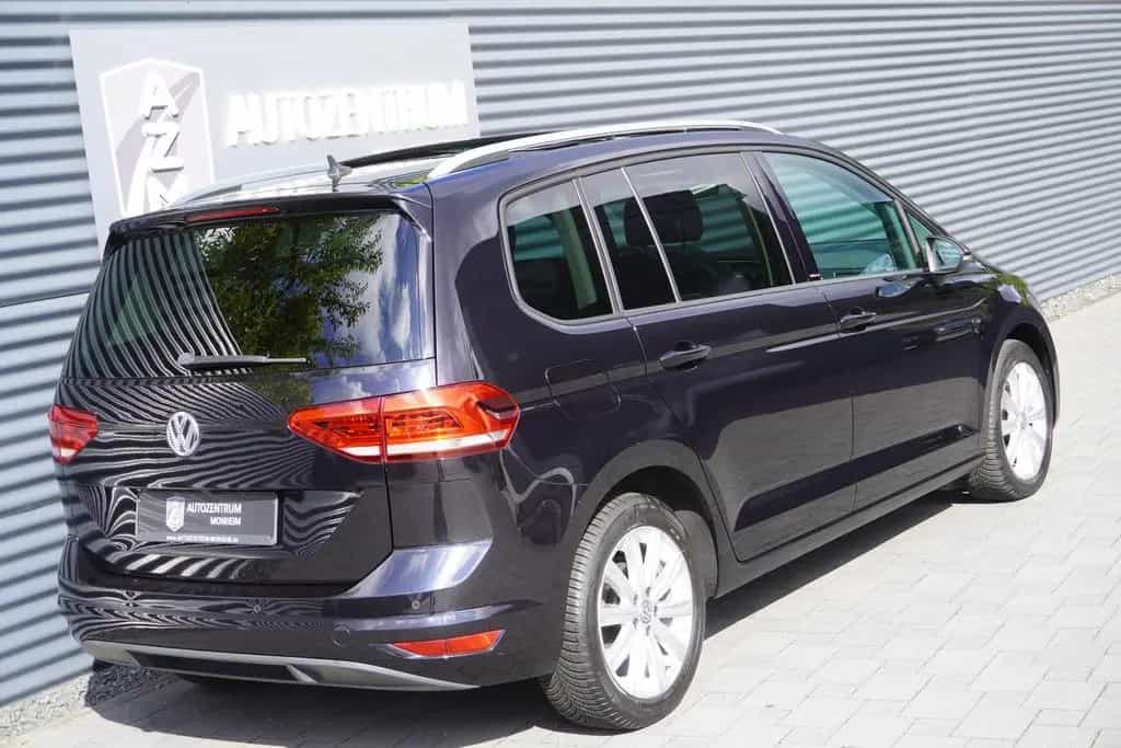 Volkswagen Touran 1.5 TSI DSG|7-SITZER|PANORAMA|KAMERA|NAVI 04/2020-photo-9