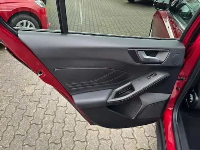 Ford Focus Turnier 1.0 EB BUSINESS EDITION+ACTIVEPARK 02/2019-photo-13
