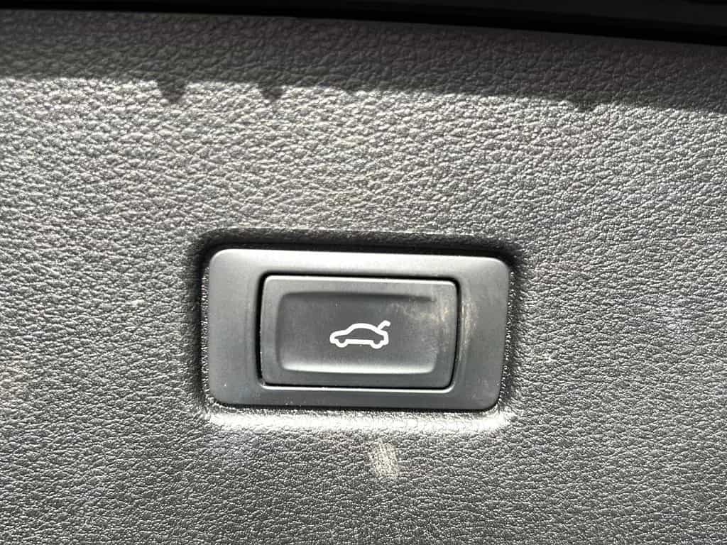 Audi Q5 Sportback qua S line Matrix*AHK*Navi*OptikPak 09/2021-photo-35