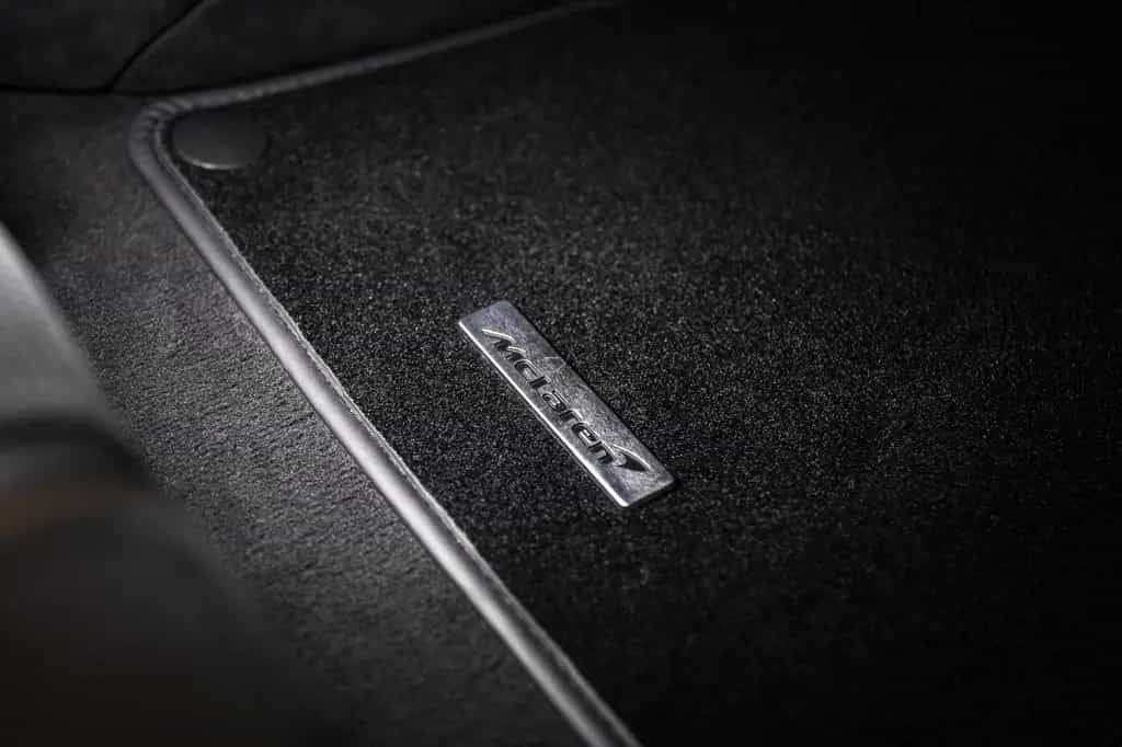 McLaren 750S Coupe - B&W - Performance interior 05/2025-photo-28
