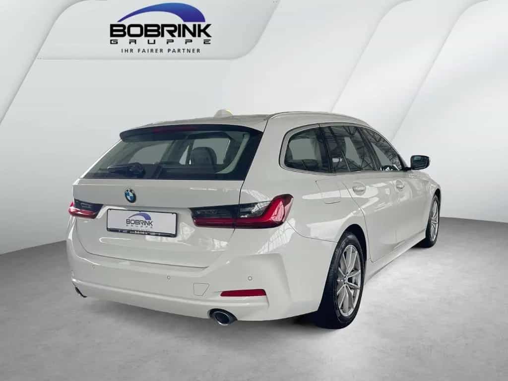 BMW 3 Series 318 d Touring LED Shz Navi Plus DAB Fernlichtas. 03/2023-photo-3