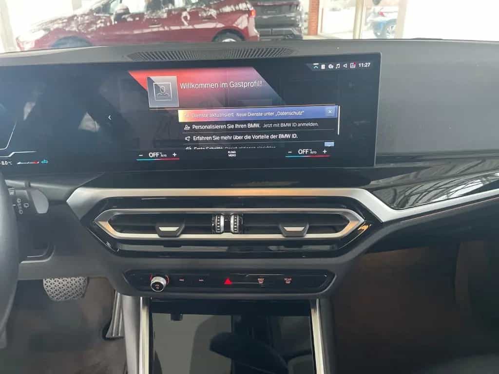 BMW 3 Series 318 d Touring LED Shz Navi Plus DAB Fernlichtas. 03/2023-photo-9