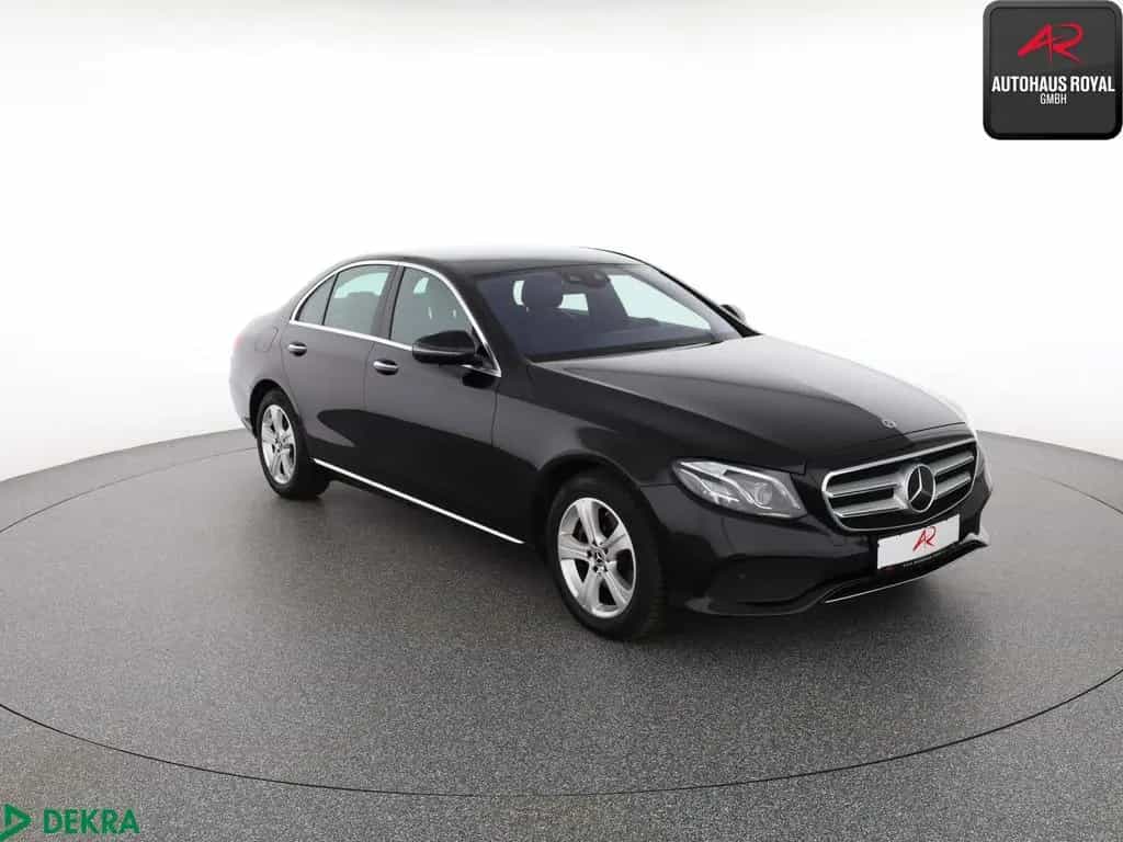 Mercedes-Benz E-Class 200 4M AVANTGARDE MULTIBEAM,360GRAD,DISTRO,AHK 03/2018-photo-4