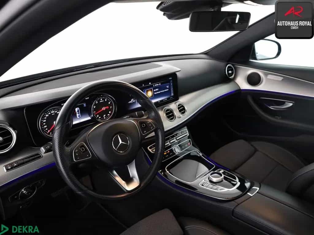 Mercedes-Benz E-Class 200 4M AVANTGARDE MULTIBEAM,360GRAD,DISTRO,AHK 03/2018-photo-6