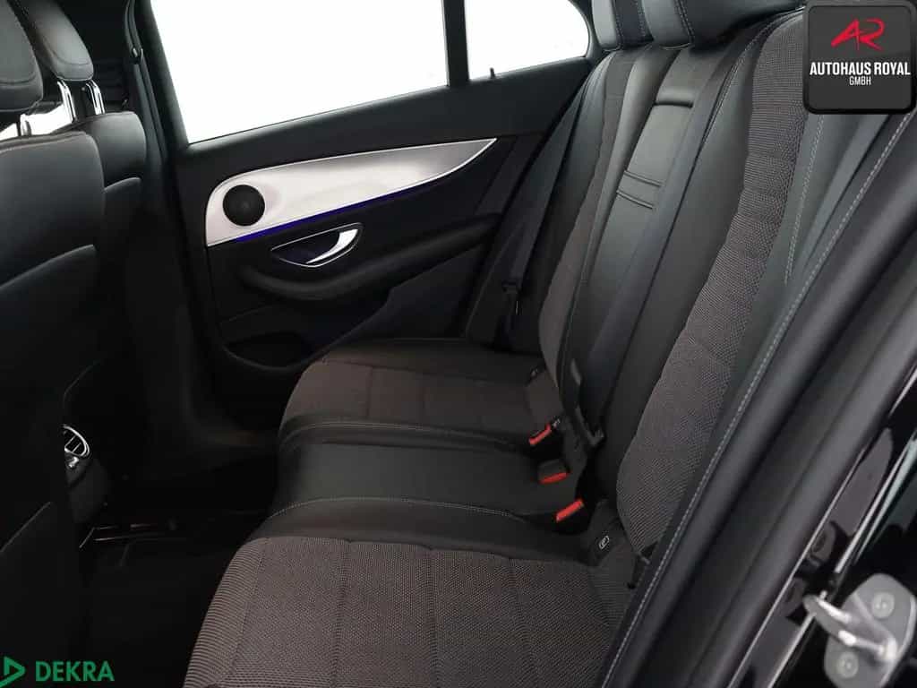 Mercedes-Benz E-Class 200 4M AVANTGARDE MULTIBEAM,360GRAD,DISTRO,AHK 03/2018-photo-8