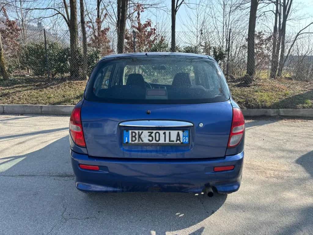 Daihatsu Sirion 1.3i 16V cat 4WD CX 102cv 01/2001-photo-4