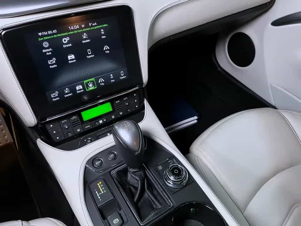 Maserati Granturismo Sport *Facelift* 08/2018-photo-11