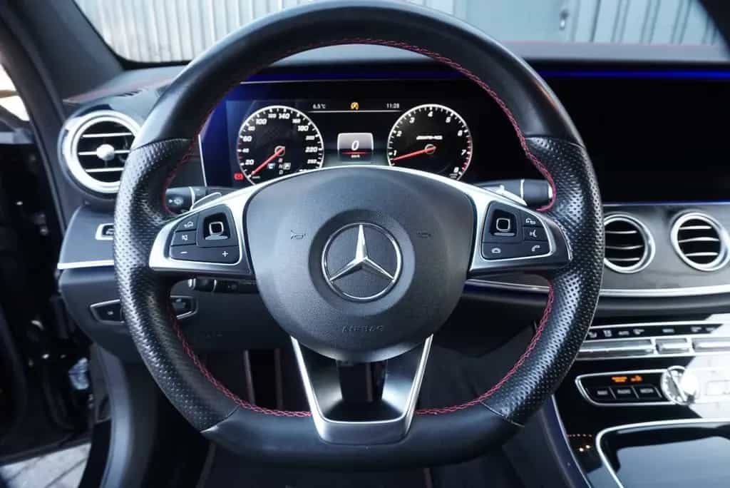 Mercedes-Benz E 43 AMG 4Matic RFK Widescr Multibeam Burmester 02/2017-photo-19