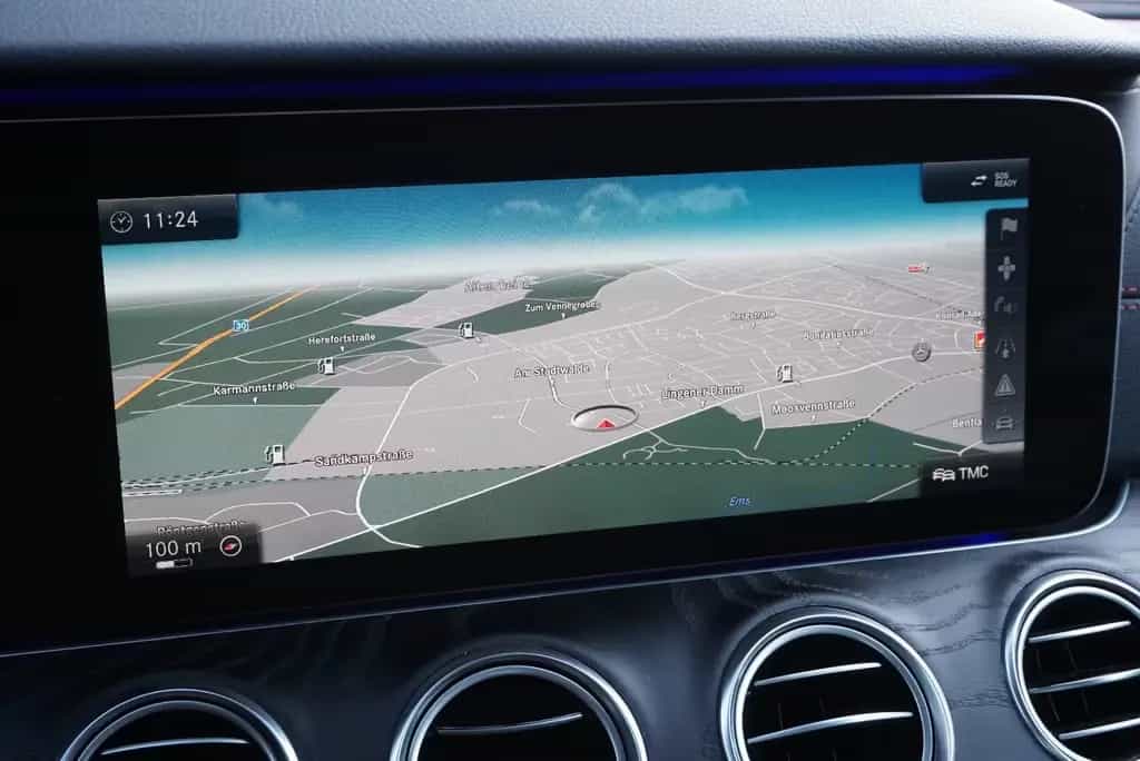 Mercedes-Benz E 43 AMG 4Matic RFK Widescr Multibeam Burmester 02/2017-photo-21