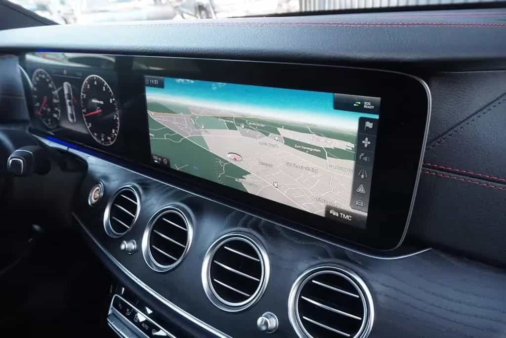 Mercedes-Benz E 43 AMG 4Matic RFK Widescr Multibeam Burmester 02/2017-photo-23