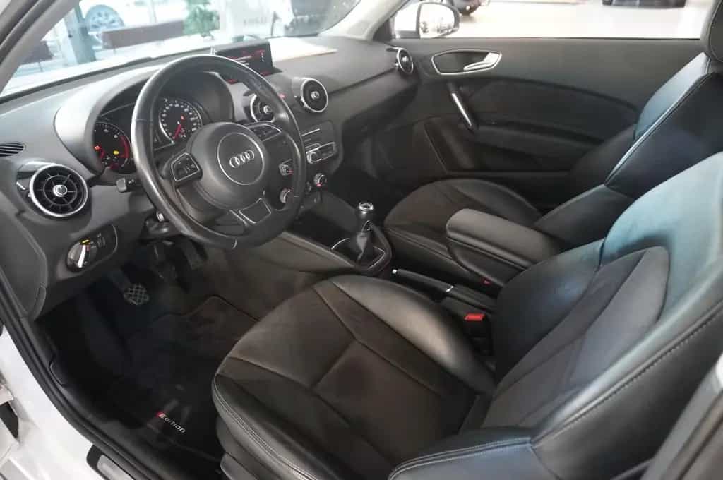 Audi A1 1.4 TFSI NAVI/BI-XENON/SHZ/SPORT/PDC/TEMP/AHK 06/2017-photo-13
