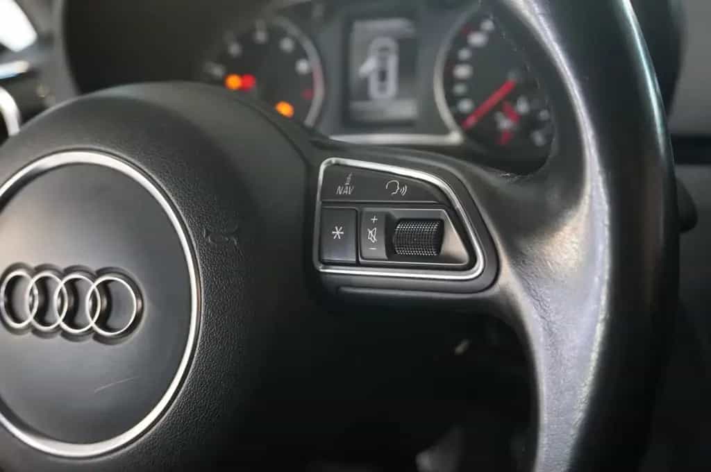 Audi A1 1.4 TFSI NAVI/BI-XENON/SHZ/SPORT/PDC/TEMP/AHK 06/2017-photo-18