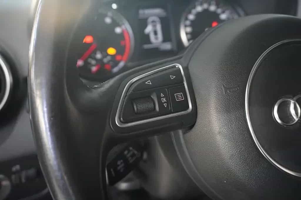 Audi A1 1.4 TFSI NAVI/BI-XENON/SHZ/SPORT/PDC/TEMP/AHK 06/2017-photo-19
