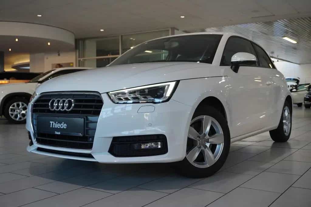 Audi A1 1.4 TFSI NAVI/BI-XENON/SHZ/SPORT/PDC/TEMP/AHK 06/2017-photo-2