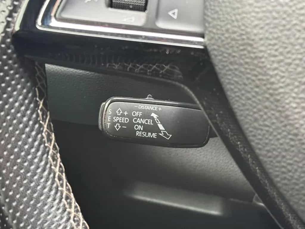 Skoda Karoq Sportline 4x4 DCC+AHK+Navi 03/2020-photo-9